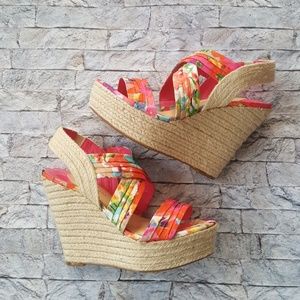Gianni Bini Katie Floral Wedges NWOT